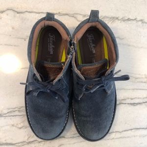 Florsheim Boys Chukka Boot Size 2